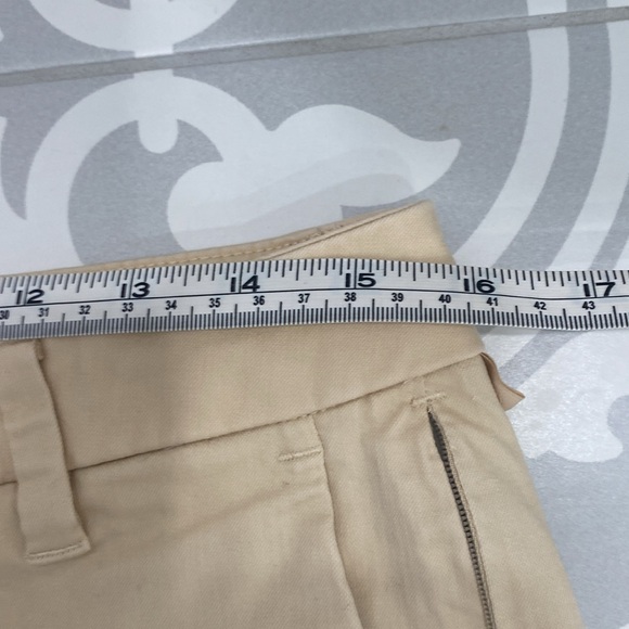 Lululemon golf shorts, Tam/ cream tone colour - Picture 9 of 10